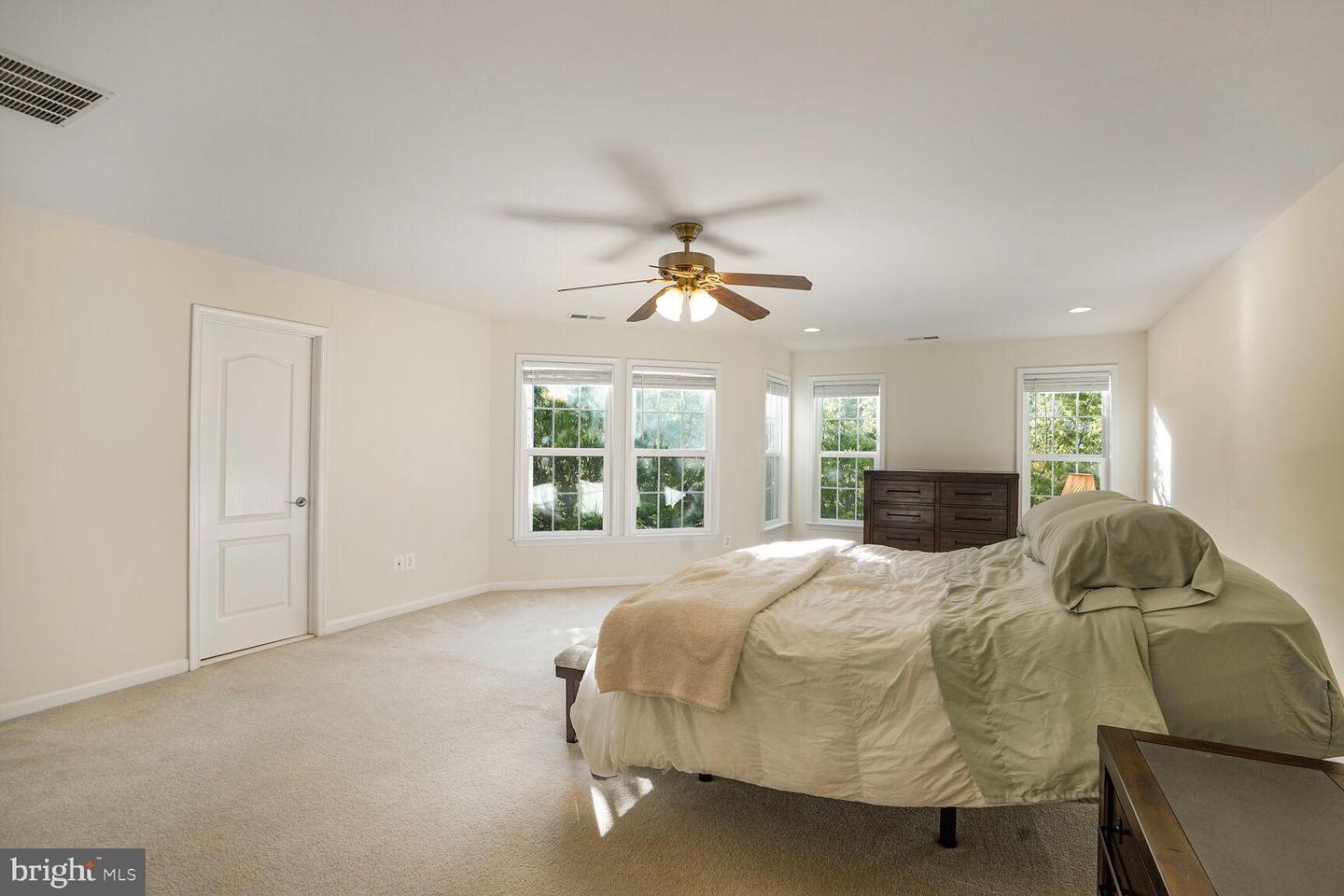 25111 HUMMOCKY TER, ALDIE, Virginia 20105, 3 Bedrooms Bedrooms, ,2 BathroomsBathrooms,Residential,For sale,25111 HUMMOCKY TER,VALO2105606 MLS # VALO2105606
