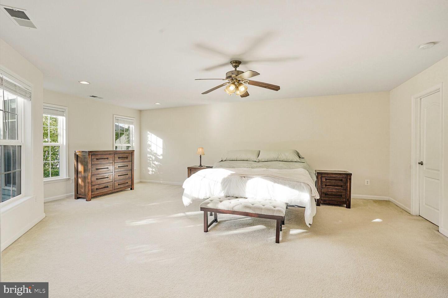 25111 HUMMOCKY TER, ALDIE, Virginia 20105, 3 Bedrooms Bedrooms, ,2 BathroomsBathrooms,Residential,For sale,25111 HUMMOCKY TER,VALO2105606 MLS # VALO2105606