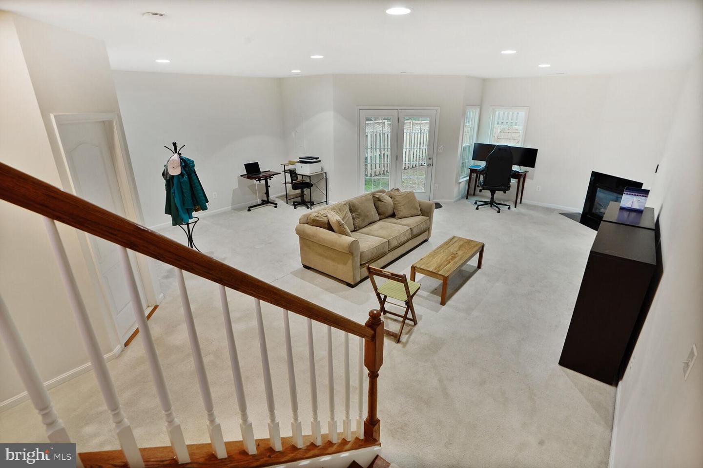 25111 HUMMOCKY TER, ALDIE, Virginia 20105, 3 Bedrooms Bedrooms, ,2 BathroomsBathrooms,Residential,For sale,25111 HUMMOCKY TER,VALO2105606 MLS # VALO2105606