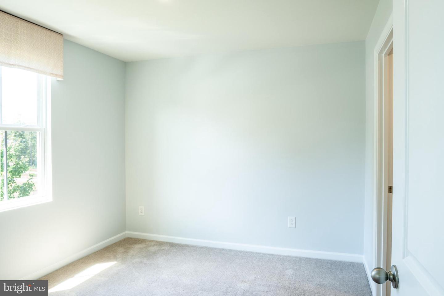 7000 OAKFORK LOOP, NEW KENT, Virginia 23124, 3 Bedrooms Bedrooms, 8 Rooms Rooms,2 BathroomsBathrooms,Residential,For sale,7000 OAKFORK LOOP,VANK2000114 MLS # VANK2000114
