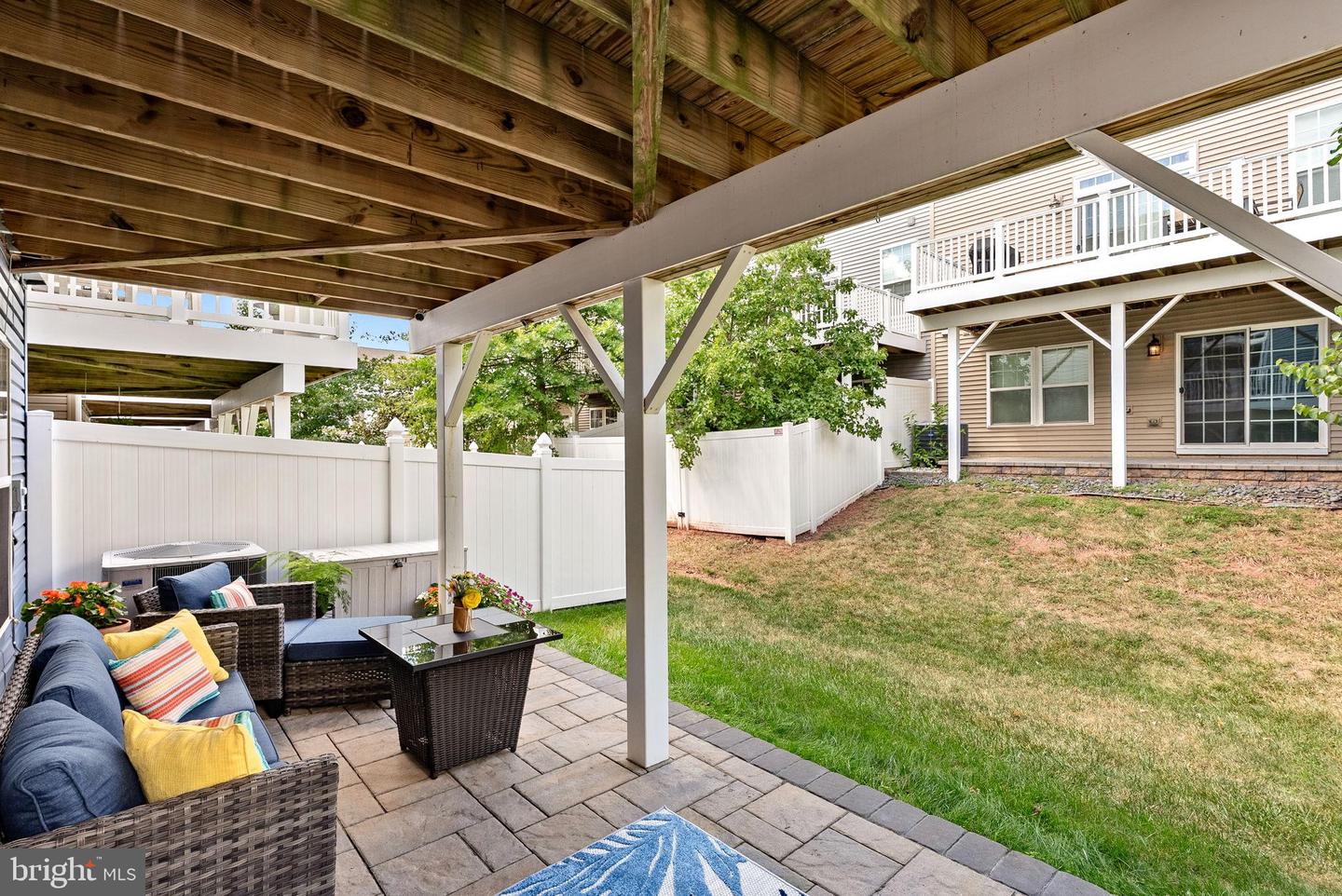 8943 ENGLEWOOD FARMS DR, MANASSAS, Virginia 20112, 3 Bedrooms Bedrooms, 7 Rooms Rooms,2 BathroomsBathrooms,Residential,For sale,8943 ENGLEWOOD FARMS DR,VAPW2102956 MLS # VAPW2102956