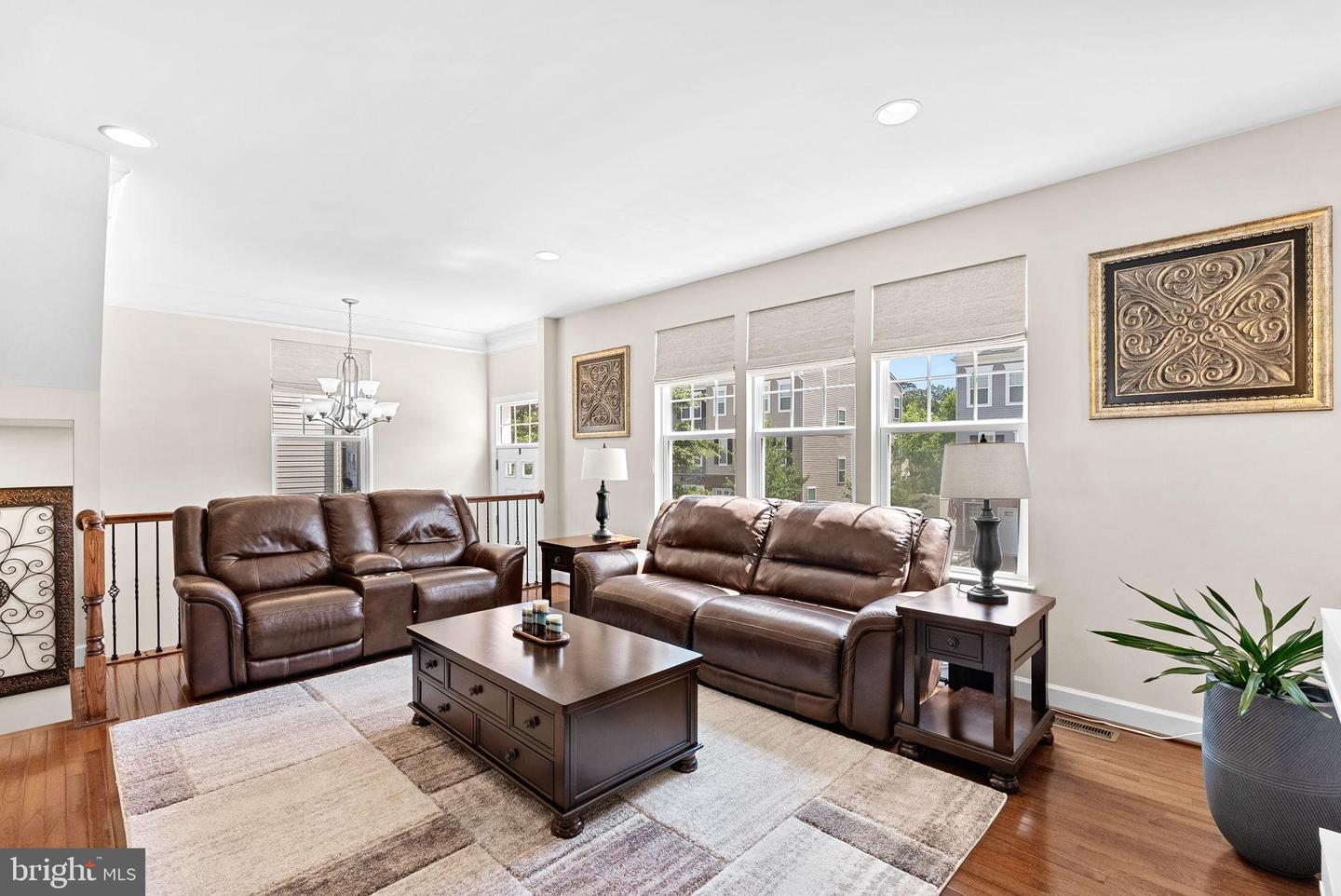 8943 ENGLEWOOD FARMS DR, MANASSAS, Virginia 20112, 3 Bedrooms Bedrooms, 7 Rooms Rooms,2 BathroomsBathrooms,Residential,For sale,8943 ENGLEWOOD FARMS DR,VAPW2102956 MLS # VAPW2102956