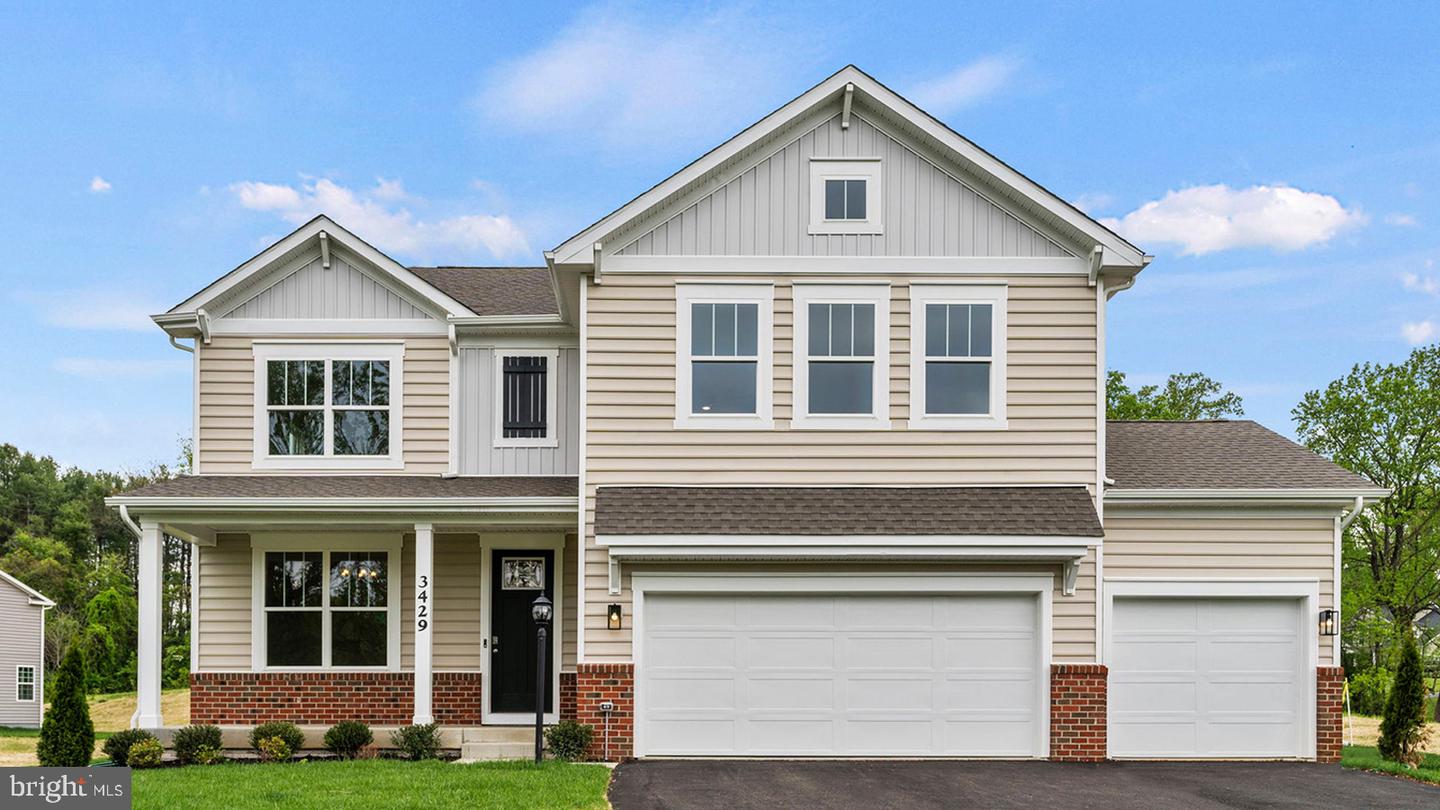 813 LONG MEADOW DR, FREDERICKSBURG, Virginia 22406, 3 Bedrooms Bedrooms, ,5 BathroomsBathrooms,Residential,For sale,813 LONG MEADOW DR,VAST2042294 MLS # VAST2042294