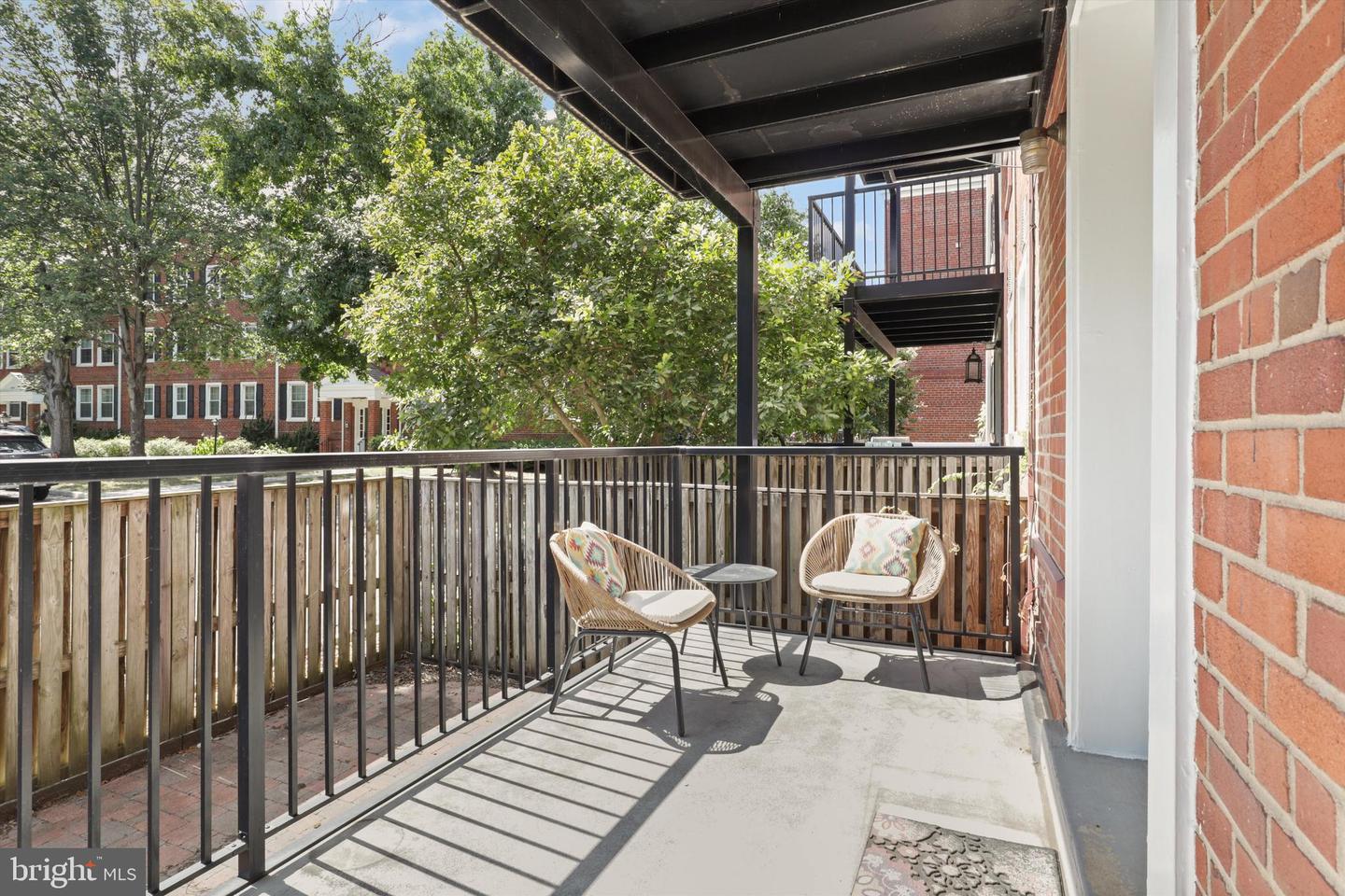 2942 S COLUMBUS ST #A1, ARLINGTON, Virginia 22206, 2 Bedrooms Bedrooms, ,2 BathroomsBathrooms,Residential,For sale,2942 S COLUMBUS ST #A1,VAAX2049190 MLS # VAAX2049190