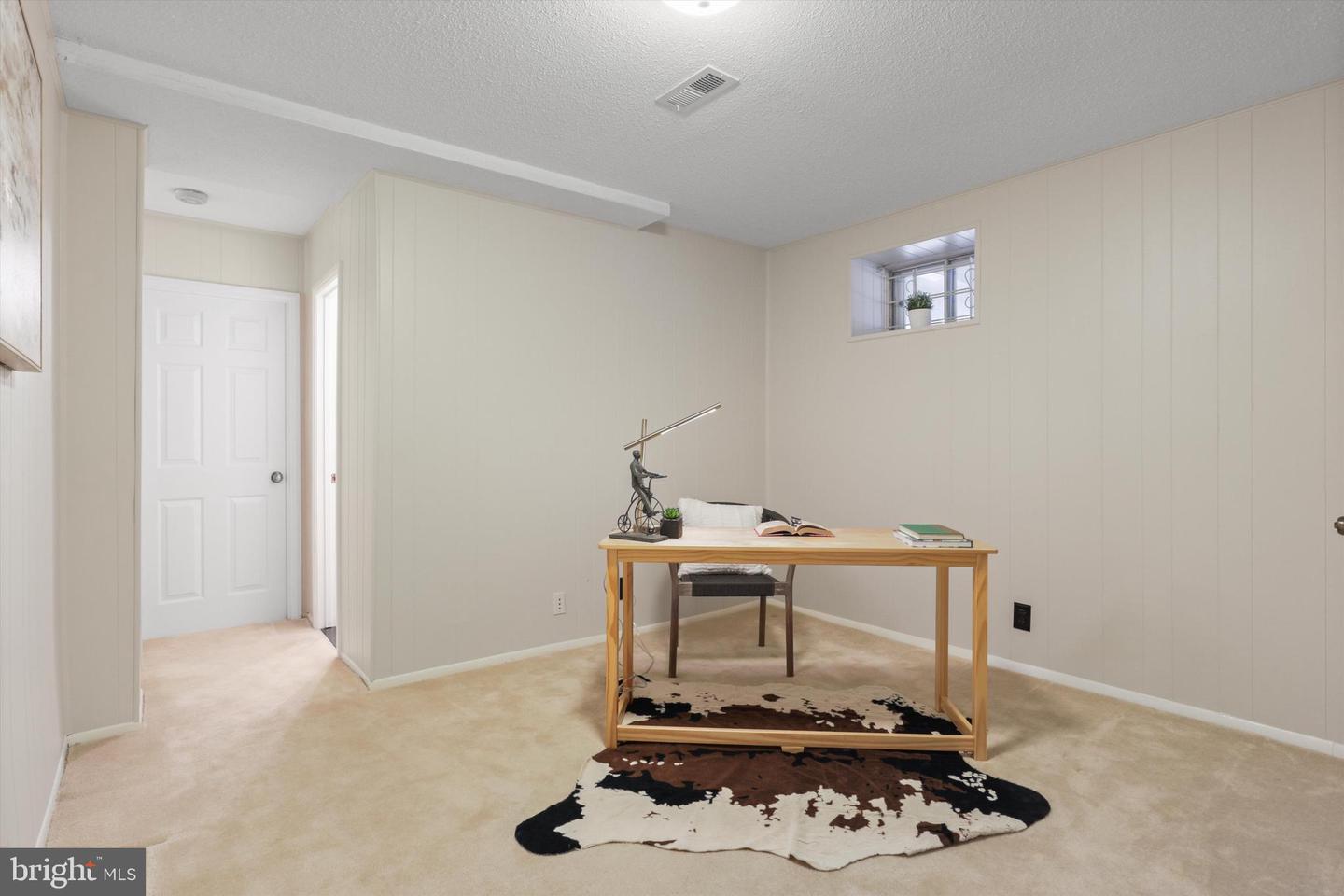 2942 S COLUMBUS ST #A1, ARLINGTON, Virginia 22206, 2 Bedrooms Bedrooms, ,2 BathroomsBathrooms,Residential,For sale,2942 S COLUMBUS ST #A1,VAAX2049190 MLS # VAAX2049190