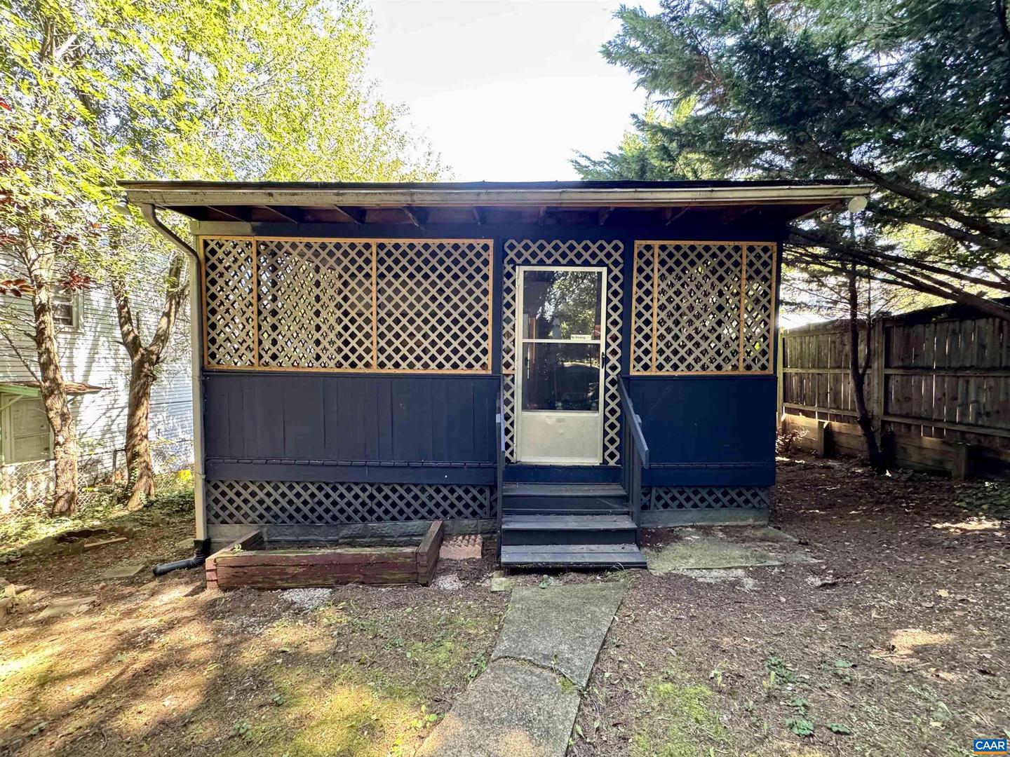108 CAROLINE ST, STAUNTON, Virginia 24401, 1 Bedroom Bedrooms, ,1 BathroomBathrooms,Residential,For sale,108 CAROLINE ST,668439 MLS # 668439