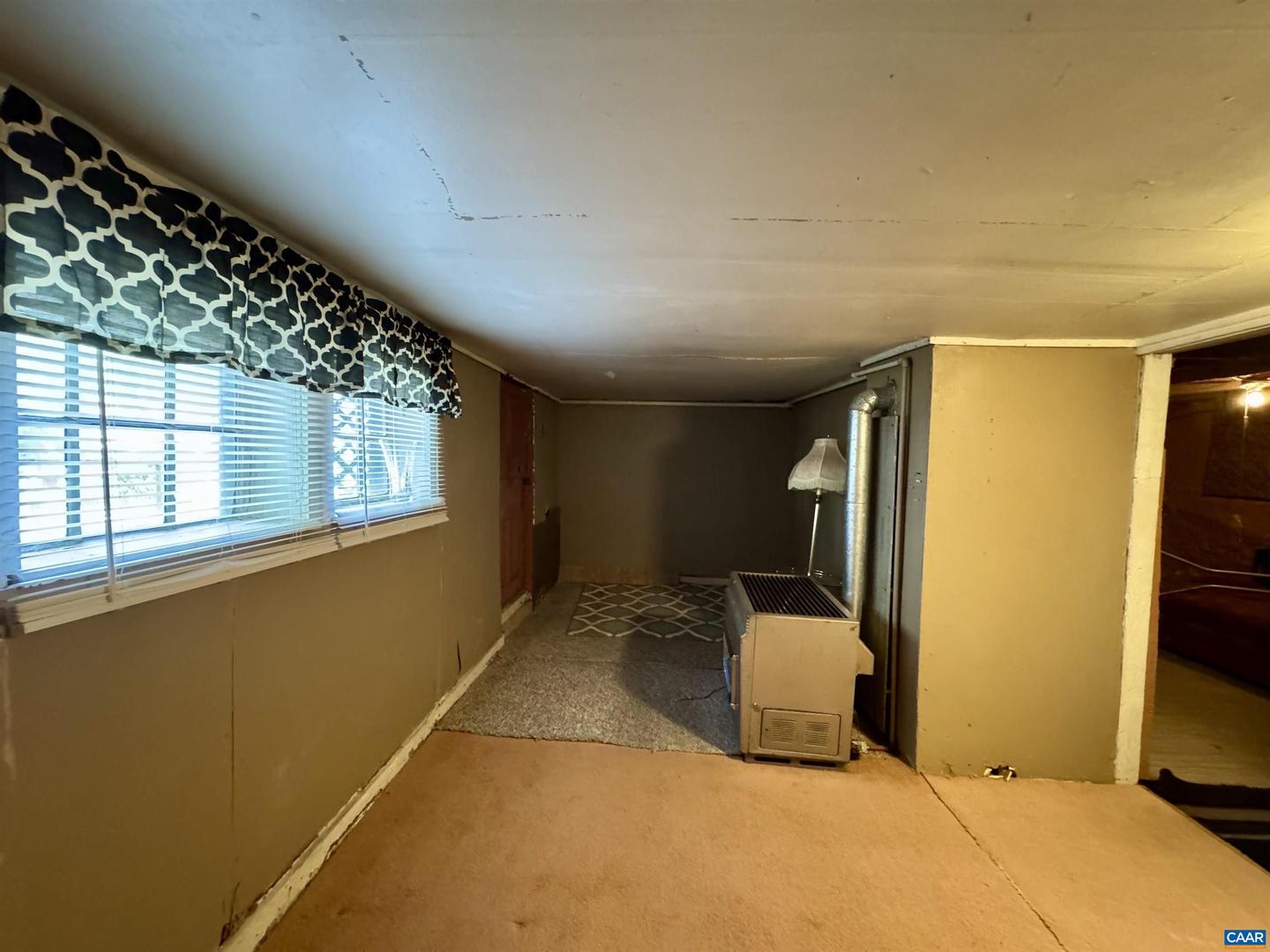 108 CAROLINE ST, STAUNTON, Virginia 24401, 1 Bedroom Bedrooms, ,1 BathroomBathrooms,Residential,For sale,108 CAROLINE ST,668439 MLS # 668439