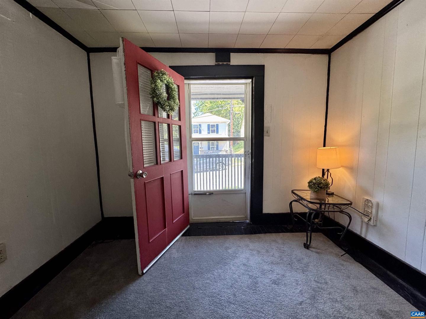 108 CAROLINE ST, STAUNTON, Virginia 24401, 1 Bedroom Bedrooms, ,1 BathroomBathrooms,Residential,For sale,108 CAROLINE ST,668439 MLS # 668439