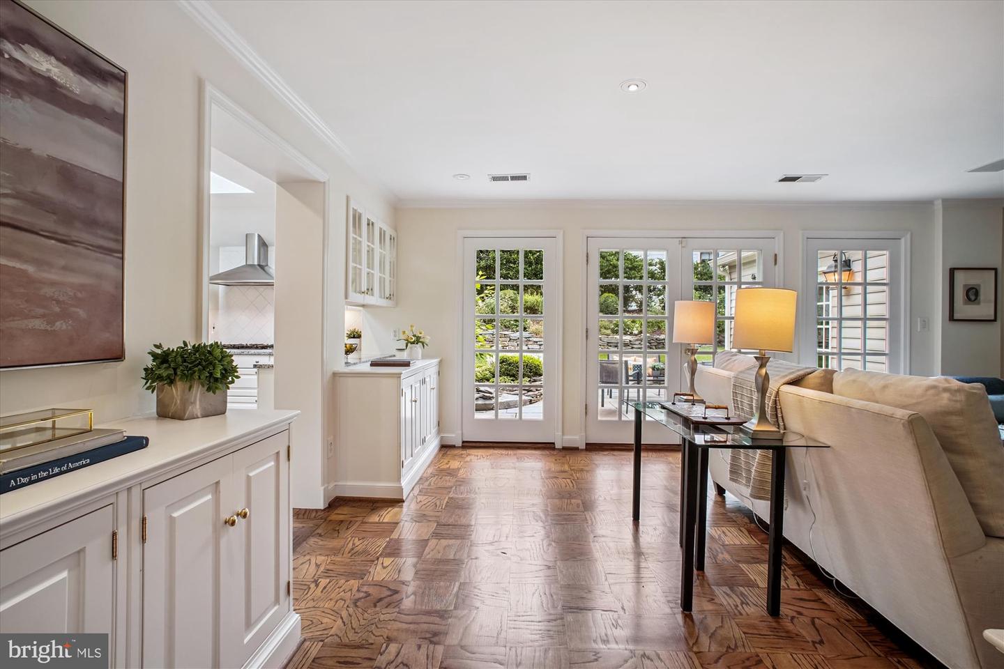 2907 DARTMOUTH RD, ALEXANDRIA, Virginia 22314, 3 Bedrooms Bedrooms, ,2 BathroomsBathrooms,Residential,For sale,2907 DARTMOUTH RD,VAAX2049194 MLS # VAAX2049194