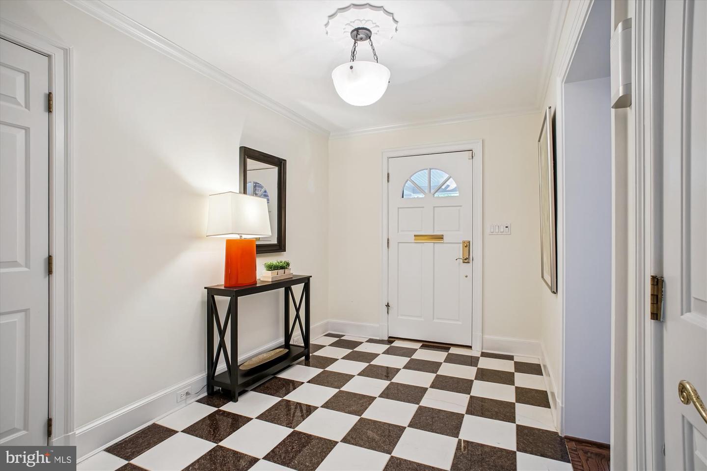 2907 DARTMOUTH RD, ALEXANDRIA, Virginia 22314, 3 Bedrooms Bedrooms, ,2 BathroomsBathrooms,Residential,For sale,2907 DARTMOUTH RD,VAAX2049194 MLS # VAAX2049194