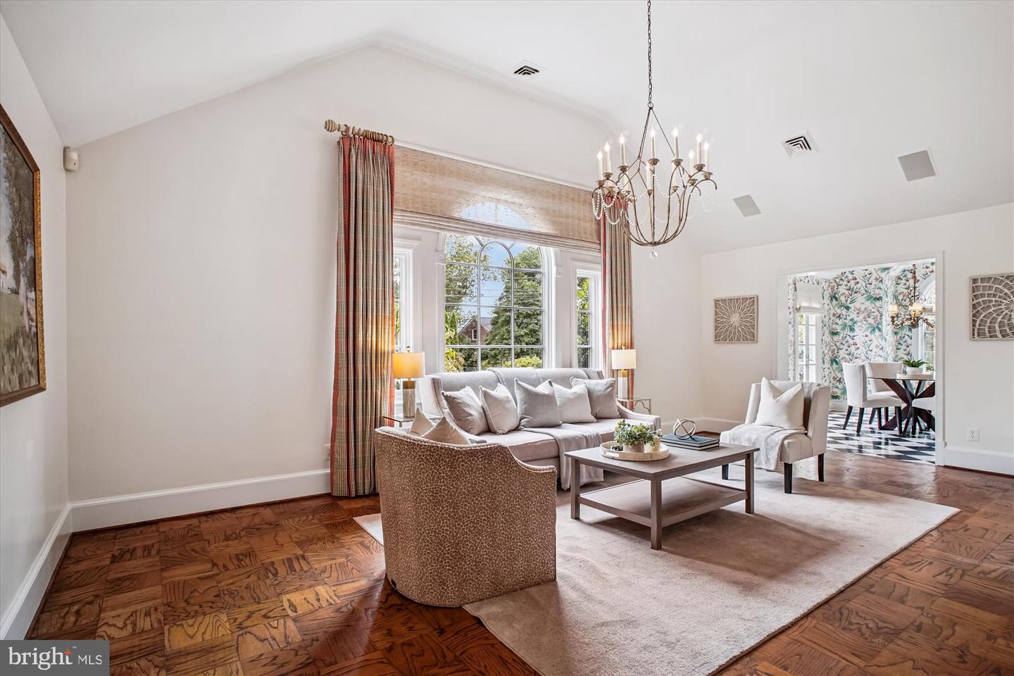 2907 DARTMOUTH RD, ALEXANDRIA, Virginia 22314, 3 Bedrooms Bedrooms, ,2 BathroomsBathrooms,Residential,For sale,2907 DARTMOUTH RD,VAAX2049194 MLS # VAAX2049194