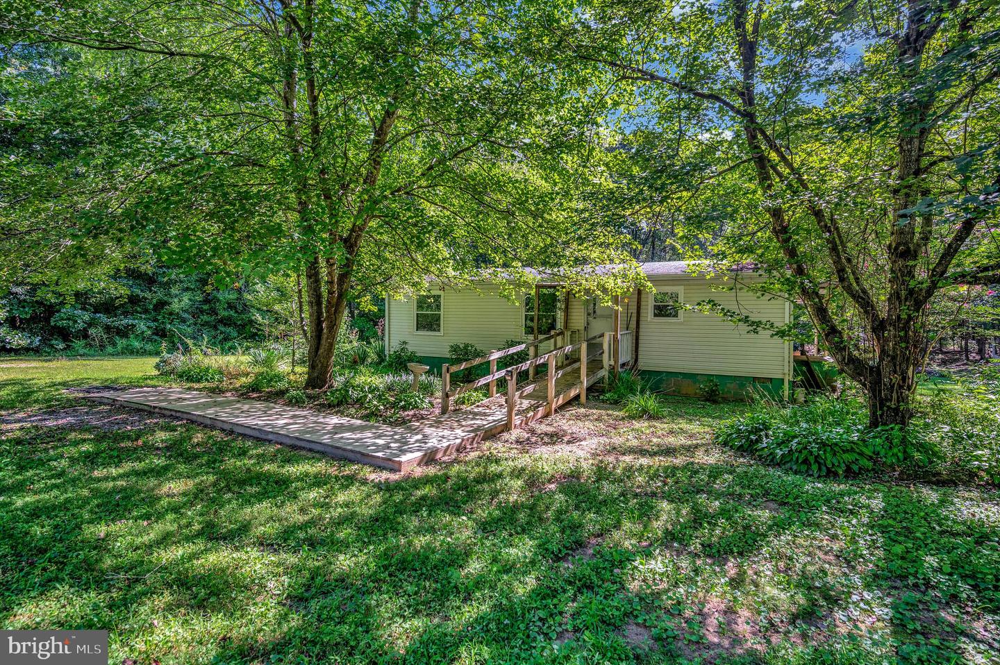 13500 SHANNON HILL RD, LOUISA, Virginia 23093, 3 Bedrooms Bedrooms, ,2 BathroomsBathrooms,Residential,For sale,13500 SHANNON HILL RD,VALA2008510 MLS # VALA2008510