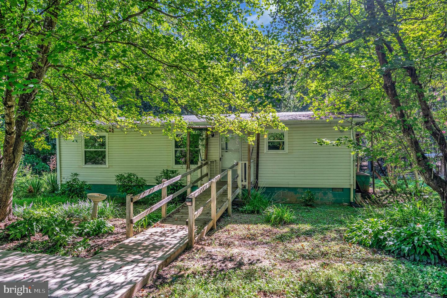 13500 SHANNON HILL RD, LOUISA, Virginia 23093, 3 Bedrooms Bedrooms, ,2 BathroomsBathrooms,Residential,For sale,13500 SHANNON HILL RD,VALA2008510 MLS # VALA2008510