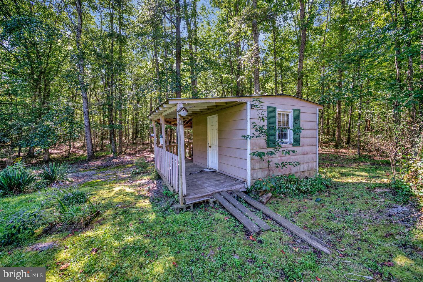 13500 SHANNON HILL RD, LOUISA, Virginia 23093, 3 Bedrooms Bedrooms, ,2 BathroomsBathrooms,Residential,For sale,13500 SHANNON HILL RD,VALA2008510 MLS # VALA2008510