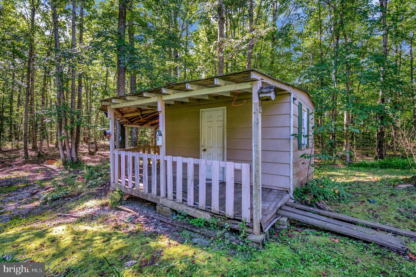 13500 SHANNON HILL RD, LOUISA, Virginia 23093, 3 Bedrooms Bedrooms, ,2 BathroomsBathrooms,Residential,For sale,13500 SHANNON HILL RD,VALA2008510 MLS # VALA2008510