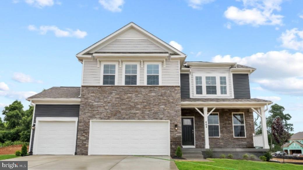 825 LONG MEADOW DR, FREDERICKSBURG, Virginia 22406, 3 Bedrooms Bedrooms, ,5 BathroomsBathrooms,Residential,For sale,825 LONG MEADOW DR,VAST2042300 MLS # VAST2042300