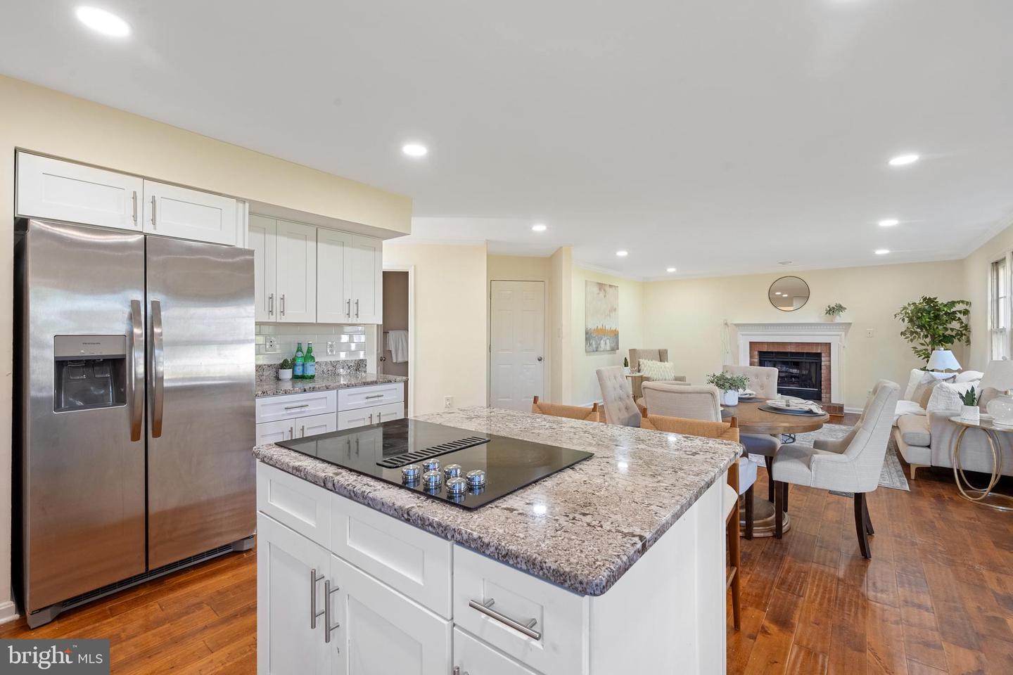 14216 HARTWOOD CT, CENTREVILLE, Virginia 20121, 5 Bedrooms Bedrooms, ,3 BathroomsBathrooms,Residential,For sale,14216 HARTWOOD CT,VAFX2264322 MLS # VAFX2264322