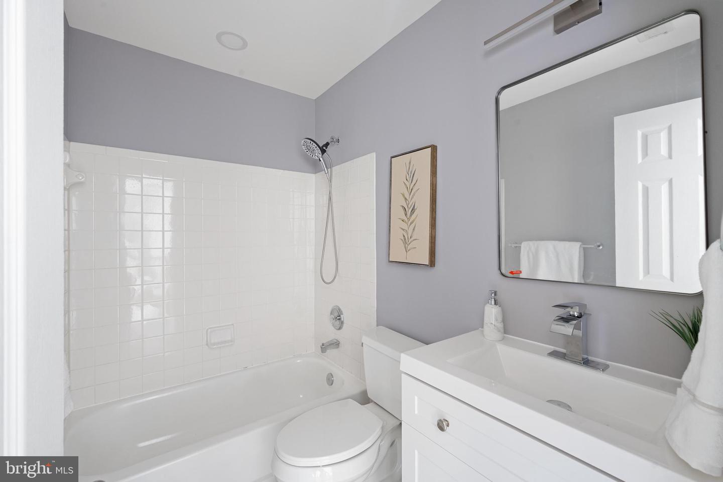 14216 HARTWOOD CT, CENTREVILLE, Virginia 20121, 5 Bedrooms Bedrooms, ,3 BathroomsBathrooms,Residential,For sale,14216 HARTWOOD CT,VAFX2264322 MLS # VAFX2264322