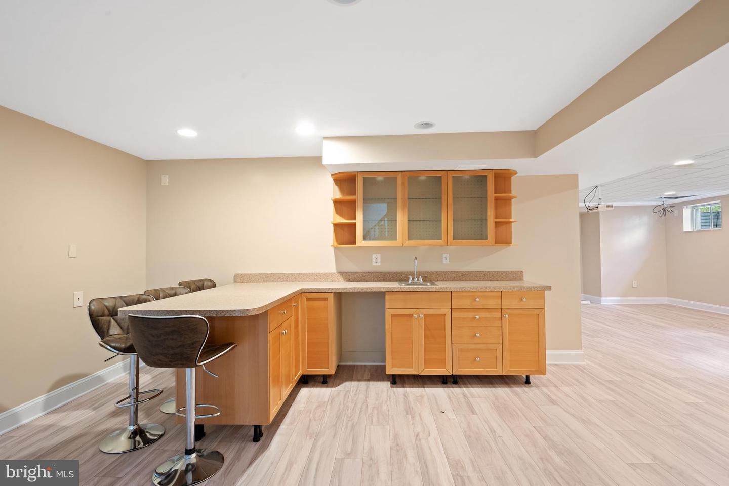 14216 HARTWOOD CT, CENTREVILLE, Virginia 20121, 5 Bedrooms Bedrooms, ,3 BathroomsBathrooms,Residential,For sale,14216 HARTWOOD CT,VAFX2264322 MLS # VAFX2264322