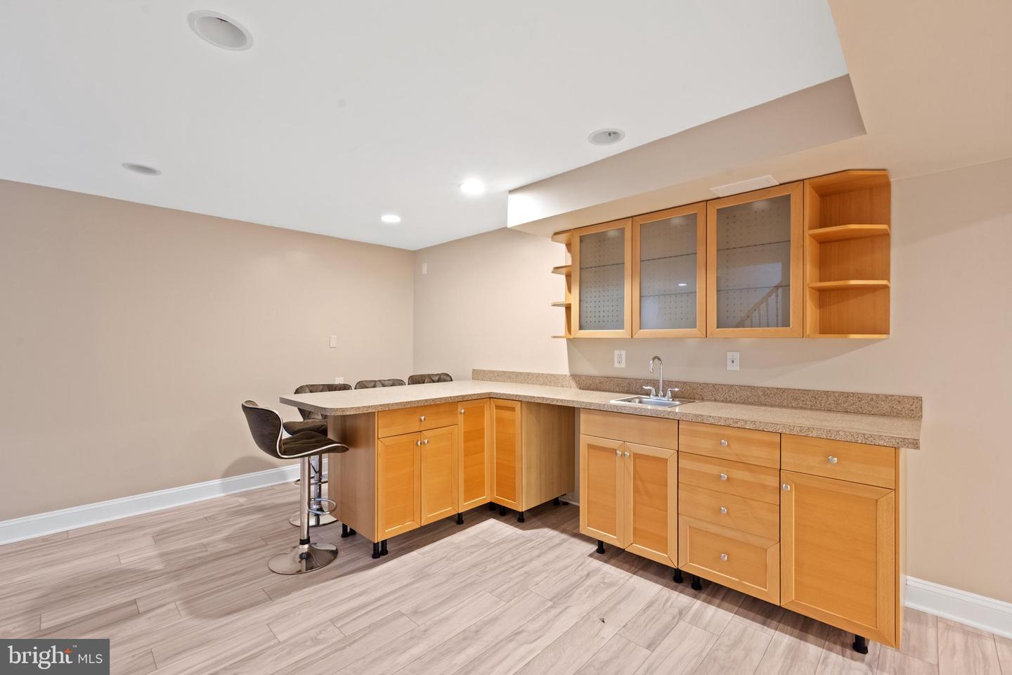 14216 HARTWOOD CT, CENTREVILLE, Virginia 20121, 5 Bedrooms Bedrooms, ,3 BathroomsBathrooms,Residential,For sale,14216 HARTWOOD CT,VAFX2264322 MLS # VAFX2264322