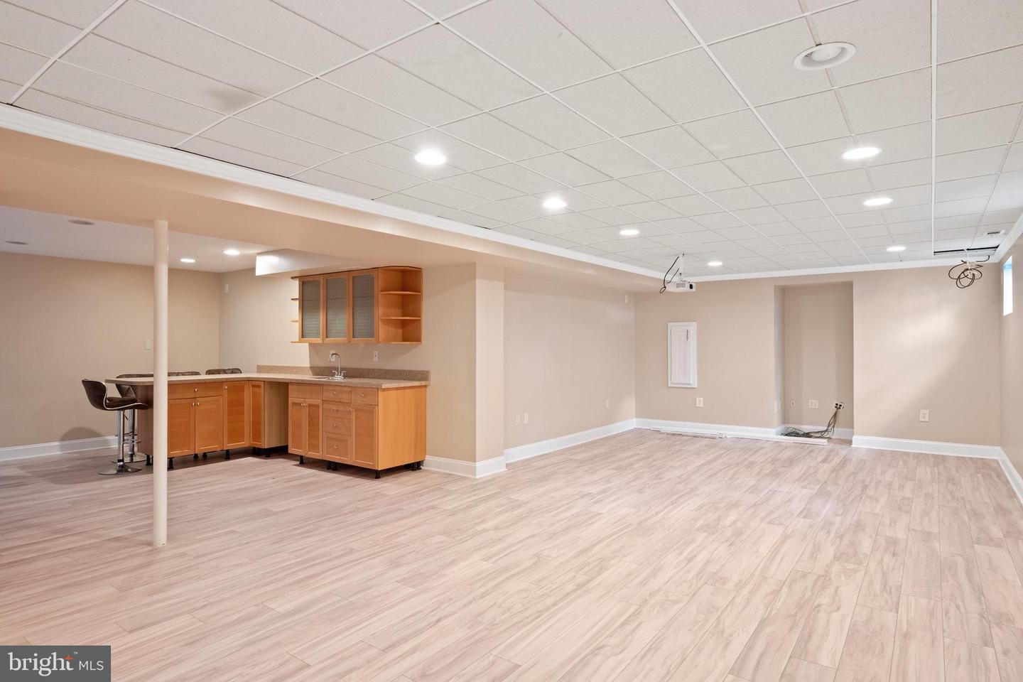 14216 HARTWOOD CT, CENTREVILLE, Virginia 20121, 5 Bedrooms Bedrooms, ,3 BathroomsBathrooms,Residential,For sale,14216 HARTWOOD CT,VAFX2264322 MLS # VAFX2264322