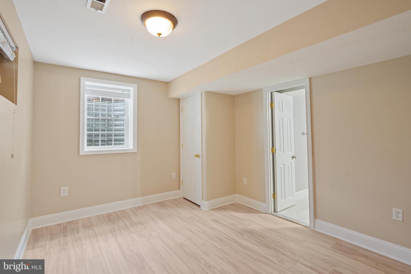 14216 HARTWOOD CT, CENTREVILLE, Virginia 20121, 5 Bedrooms Bedrooms, ,3 BathroomsBathrooms,Residential,For sale,14216 HARTWOOD CT,VAFX2264322 MLS # VAFX2264322