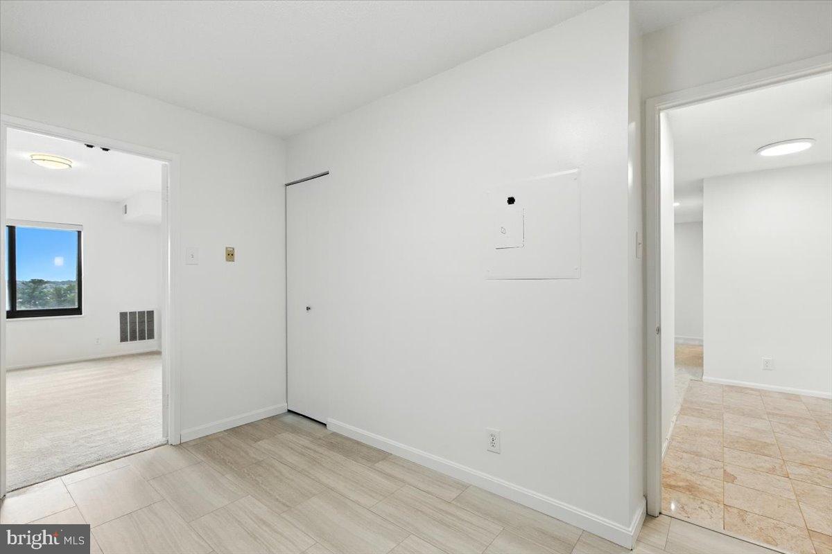 205 YOAKUM PKWY #721, ALEXANDRIA, Virginia 22304, 2 Bedrooms Bedrooms, 4 Rooms Rooms,2 BathroomsBathrooms,Residential,For sale,205 YOAKUM PKWY #721,VAAX2049204 MLS # VAAX2049204