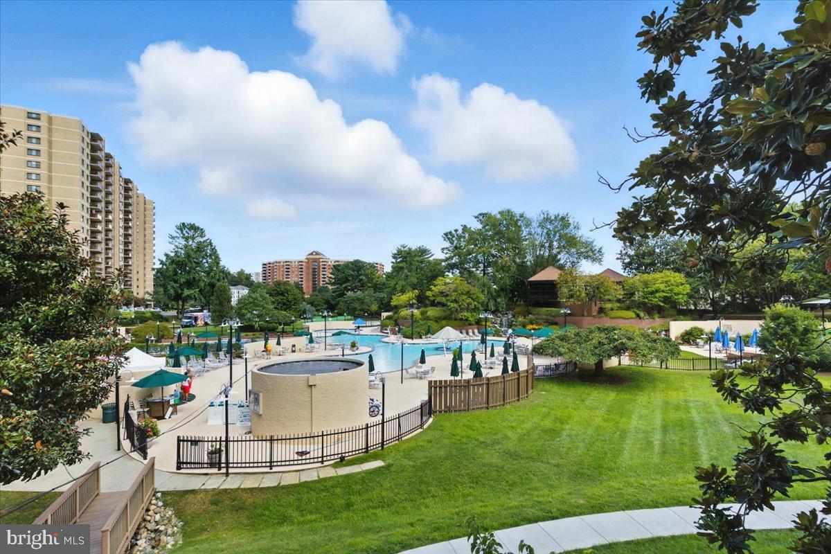 205 YOAKUM PKWY #721, ALEXANDRIA, Virginia 22304, 2 Bedrooms Bedrooms, 4 Rooms Rooms,2 BathroomsBathrooms,Residential,For sale,205 YOAKUM PKWY #721,VAAX2049204 MLS # VAAX2049204
