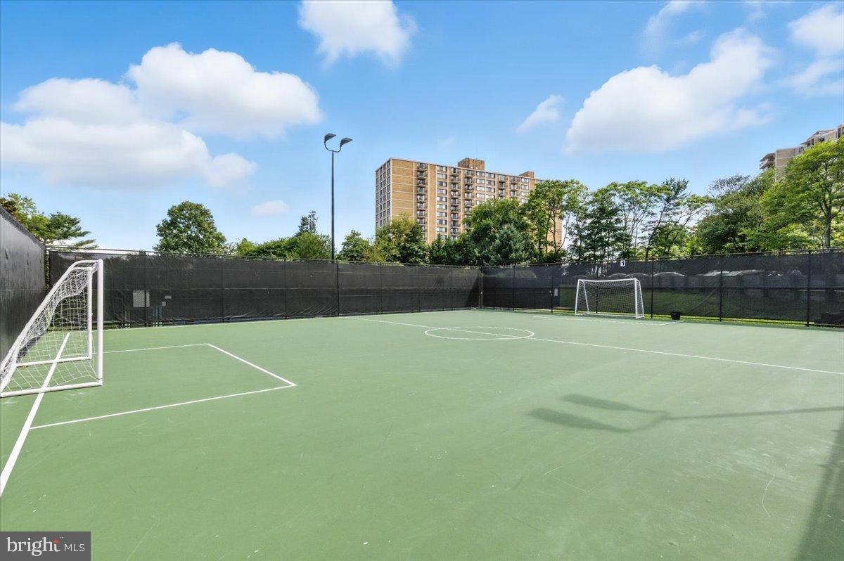 205 YOAKUM PKWY #721, ALEXANDRIA, Virginia 22304, 2 Bedrooms Bedrooms, 4 Rooms Rooms,2 BathroomsBathrooms,Residential,For sale,205 YOAKUM PKWY #721,VAAX2049204 MLS # VAAX2049204