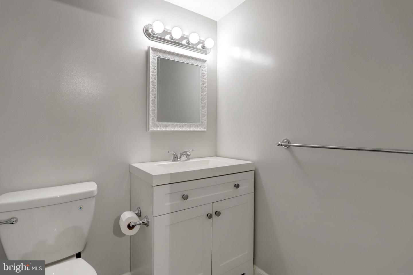 6141 LEESBURG PIKE #202, FALLS CHURCH, Virginia 22041, 1 Bedroom Bedrooms, ,1 BathroomBathrooms,Residential,For sale,6141 LEESBURG PIKE #202,VAFX2264360 MLS # VAFX2264360