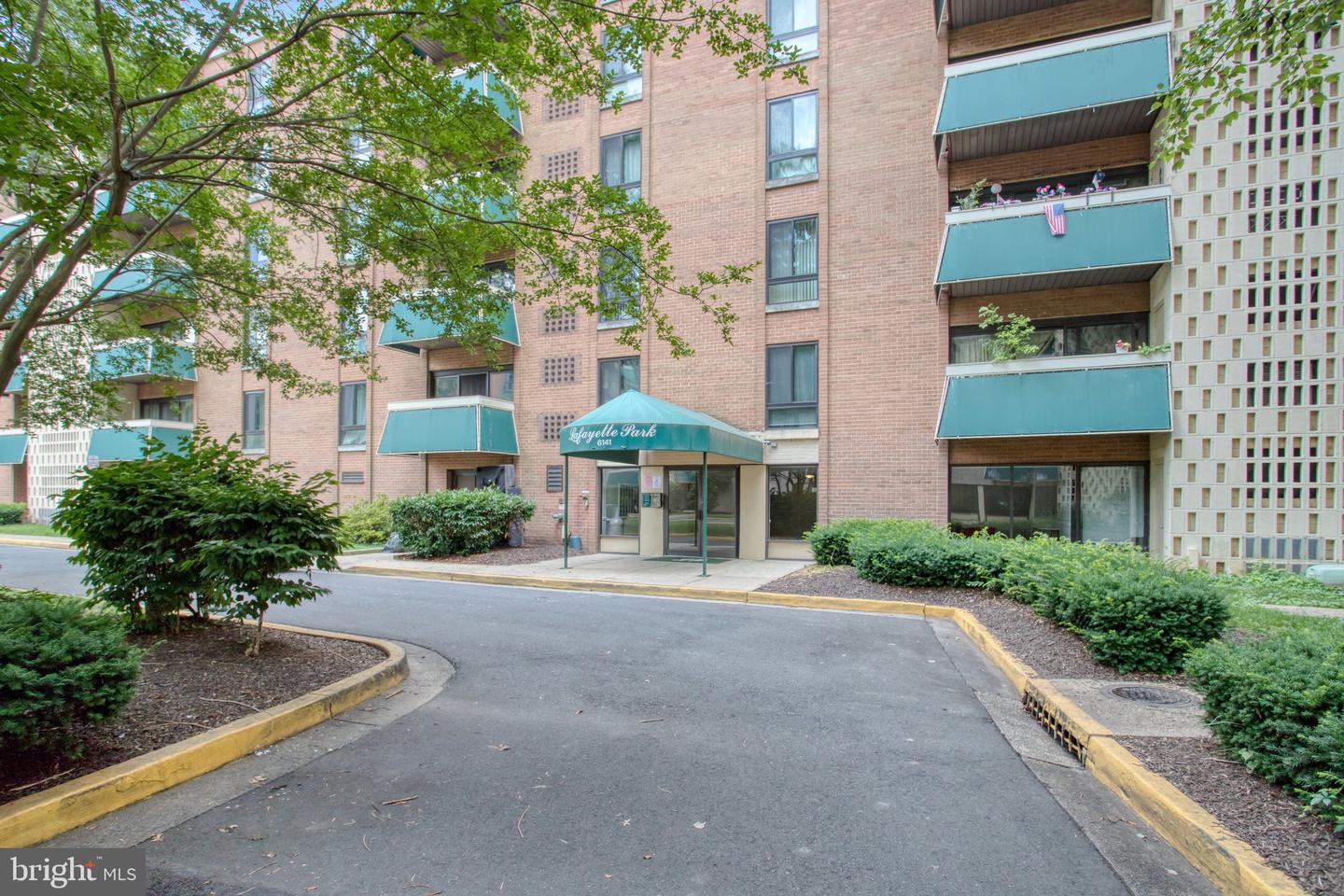 6141 LEESBURG PIKE #202, FALLS CHURCH, Virginia 22041, 1 Bedroom Bedrooms, ,1 BathroomBathrooms,Residential,For sale,6141 LEESBURG PIKE #202,VAFX2264360 MLS # VAFX2264360
