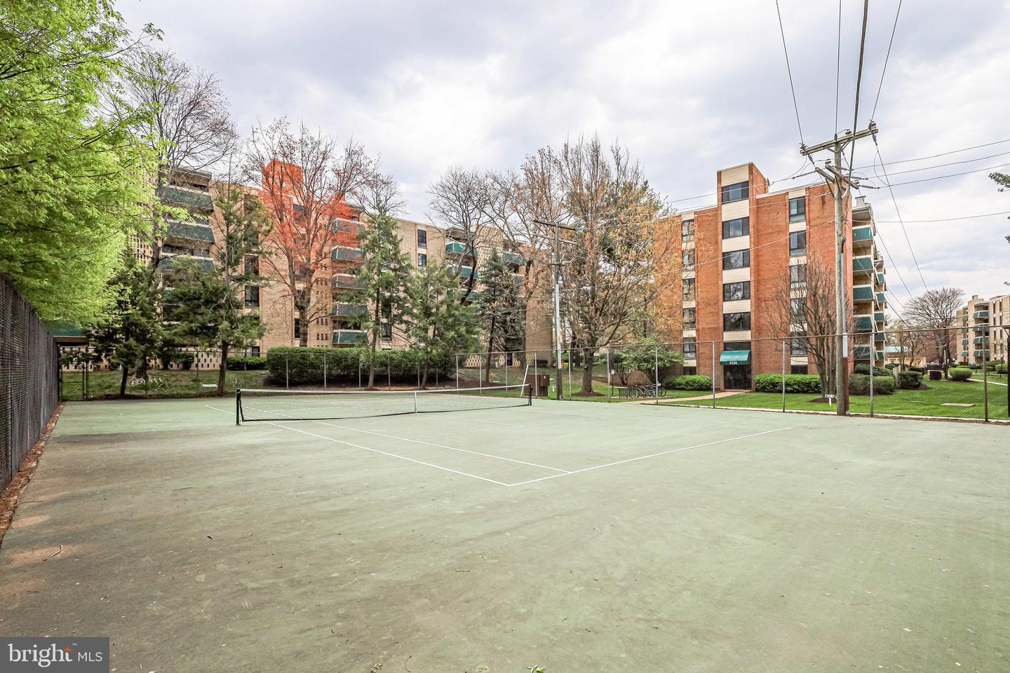 6141 LEESBURG PIKE #202, FALLS CHURCH, Virginia 22041, 1 Bedroom Bedrooms, ,1 BathroomBathrooms,Residential,For sale,6141 LEESBURG PIKE #202,VAFX2264360 MLS # VAFX2264360