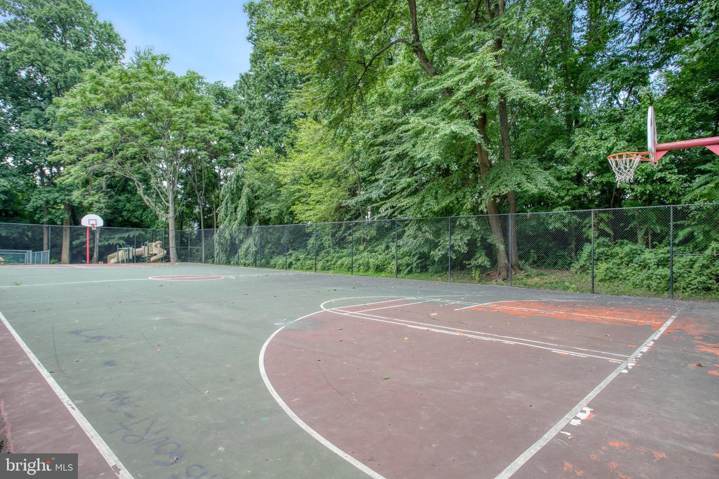 6141 LEESBURG PIKE #202, FALLS CHURCH, Virginia 22041, 1 Bedroom Bedrooms, ,1 BathroomBathrooms,Residential,For sale,6141 LEESBURG PIKE #202,VAFX2264360 MLS # VAFX2264360