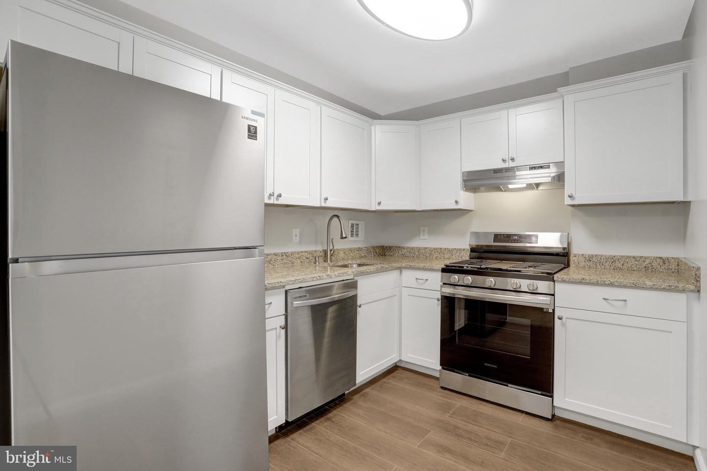 6141 LEESBURG PIKE #202, FALLS CHURCH, Virginia 22041, 1 Bedroom Bedrooms, ,1 BathroomBathrooms,Residential,For sale,6141 LEESBURG PIKE #202,VAFX2264360 MLS # VAFX2264360