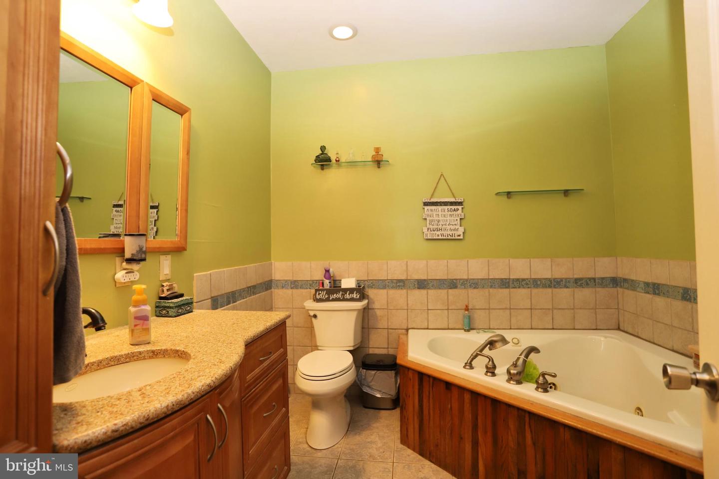 23202 VILLAGE RD, UNIONVILLE, Virginia 22567, 4 Bedrooms Bedrooms, 14 Rooms Rooms,3 BathroomsBathrooms,Residential,For sale,23202 VILLAGE RD,VAOR2010644 MLS # VAOR2010644