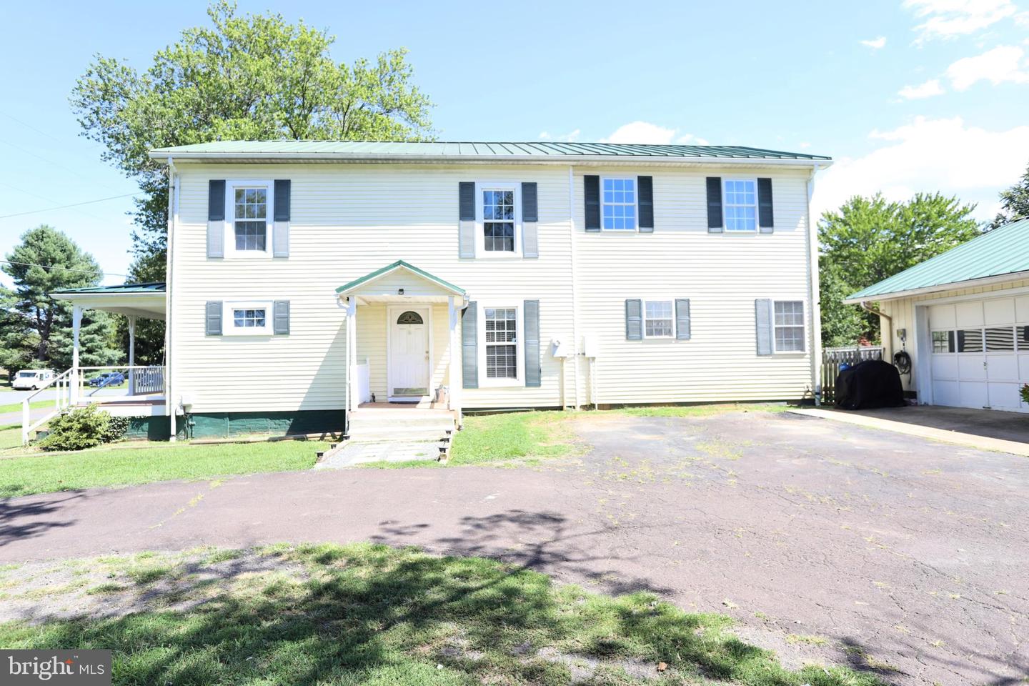 23202 VILLAGE RD, UNIONVILLE, Virginia 22567, 4 Bedrooms Bedrooms, 14 Rooms Rooms,3 BathroomsBathrooms,Residential,For sale,23202 VILLAGE RD,VAOR2010644 MLS # VAOR2010644