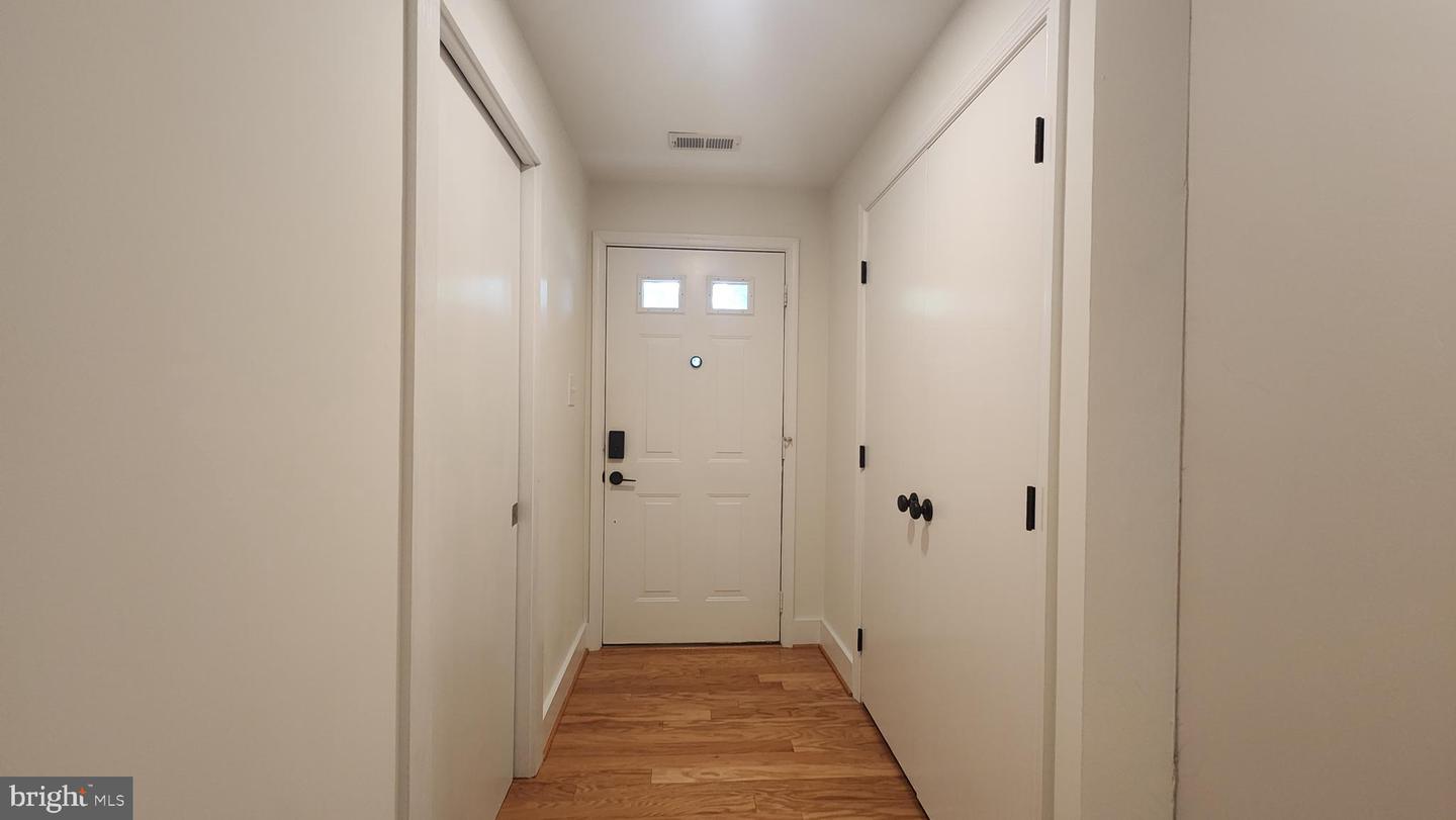 6805 CHASEWOOD CIR, CENTREVILLE, Virginia 20121, 3 Bedrooms Bedrooms, ,3 BathroomsBathrooms,Residential,For sale,6805 CHASEWOOD CIR,VAFX2264380 MLS # VAFX2264380