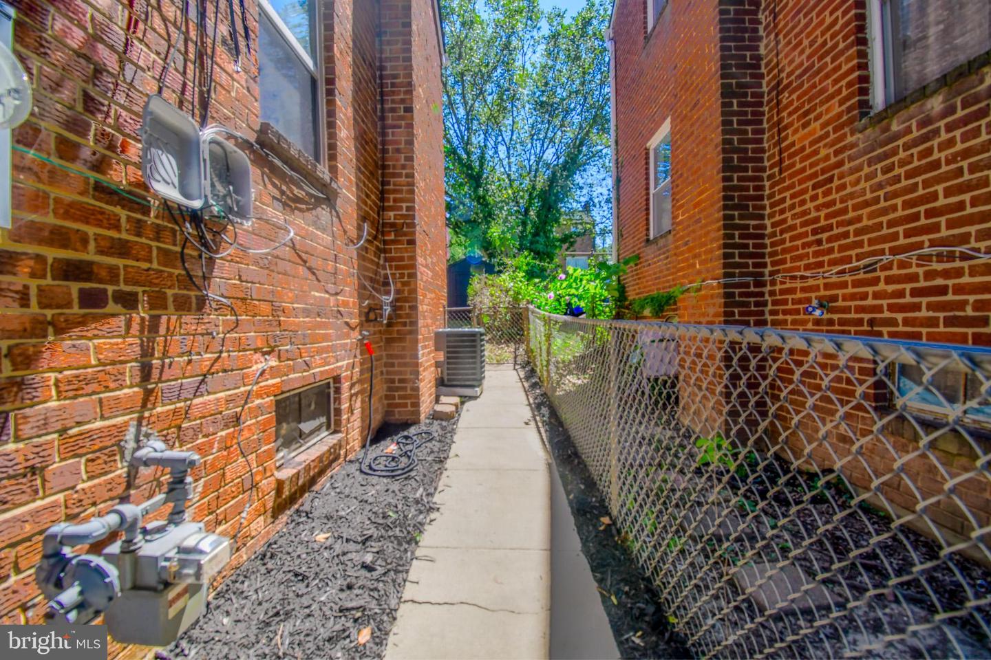 4213 GORMAN ST SE, WASHINGTON, District Of Columbia 20019, 2 Bedrooms Bedrooms, ,1 BathroomBathrooms,Residential,For sale,4213 GORMAN ST SE,DCDC2217640 MLS # DCDC2217640
