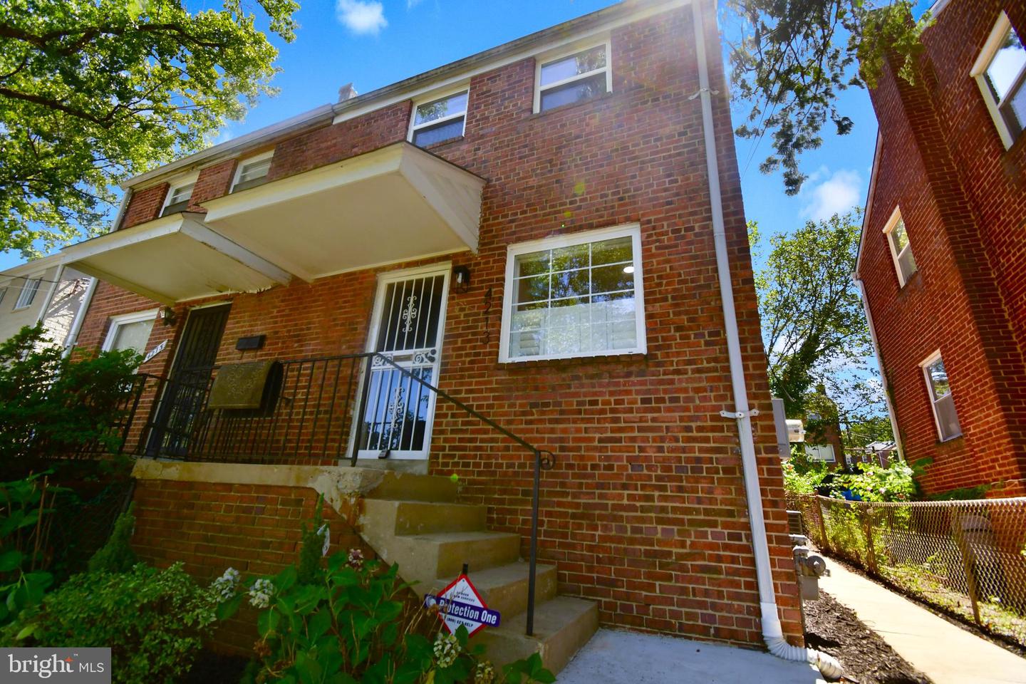 4213 GORMAN ST SE, WASHINGTON, District Of Columbia 20019, 2 Bedrooms Bedrooms, ,1 BathroomBathrooms,Residential,For sale,4213 GORMAN ST SE,DCDC2217640 MLS # DCDC2217640