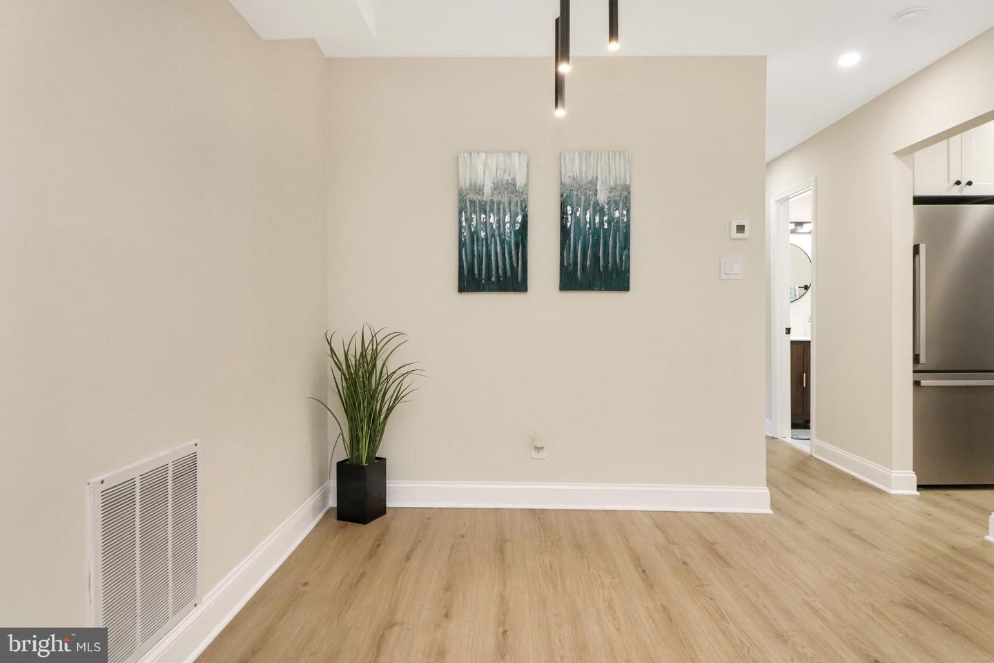 7980 AUDUBON AVE #203, ALEXANDRIA, Virginia 22306, 2 Bedrooms Bedrooms, ,2 BathroomsBathrooms,Residential,For sale,7980 AUDUBON AVE #203,VAFX2264286 MLS # VAFX2264286