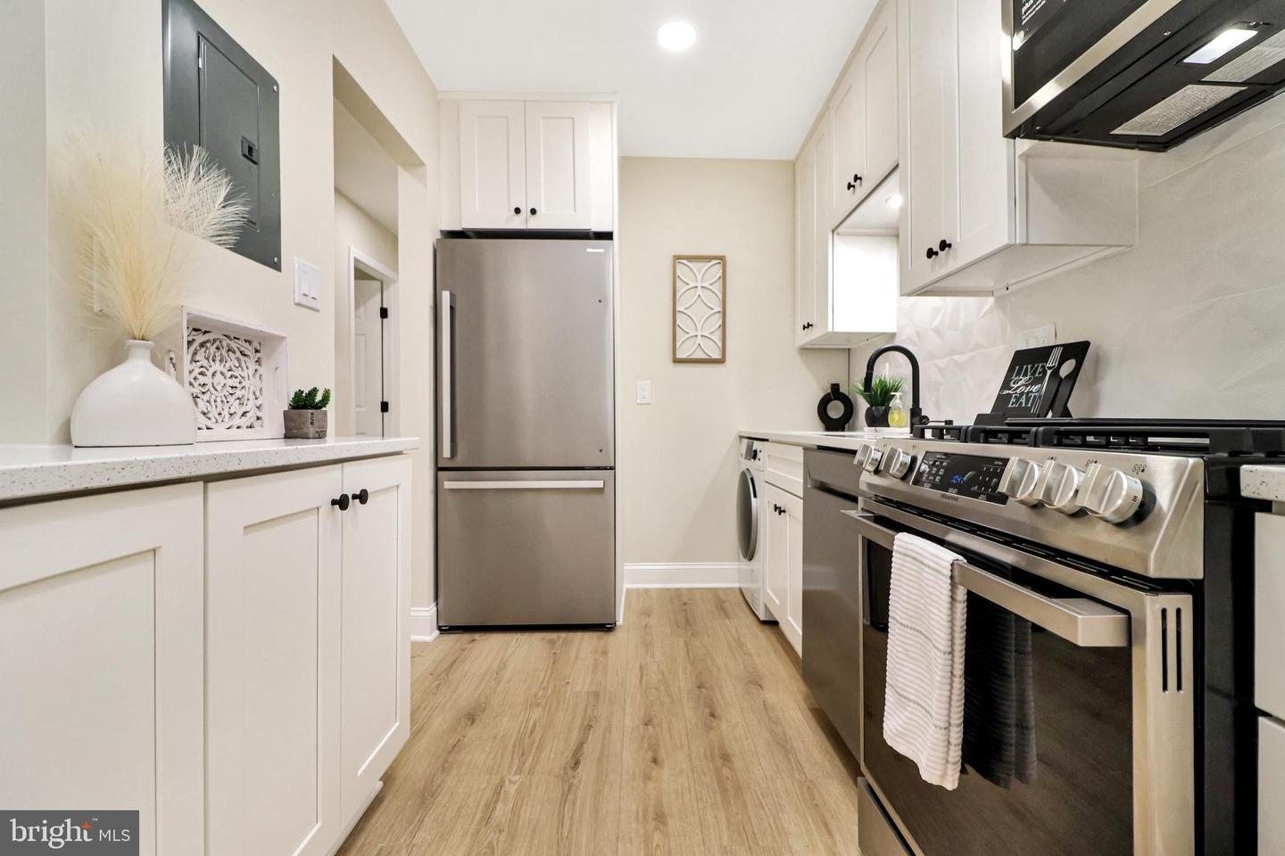 7980 AUDUBON AVE #203, ALEXANDRIA, Virginia 22306, 2 Bedrooms Bedrooms, ,2 BathroomsBathrooms,Residential,For sale,7980 AUDUBON AVE #203,VAFX2264286 MLS # VAFX2264286