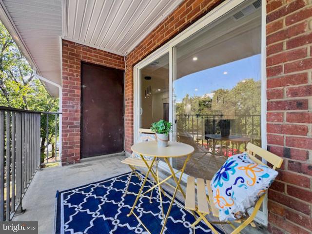 7980 AUDUBON AVE #203, ALEXANDRIA, Virginia 22306, 2 Bedrooms Bedrooms, ,2 BathroomsBathrooms,Residential,For sale,7980 AUDUBON AVE #203,VAFX2264286 MLS # VAFX2264286