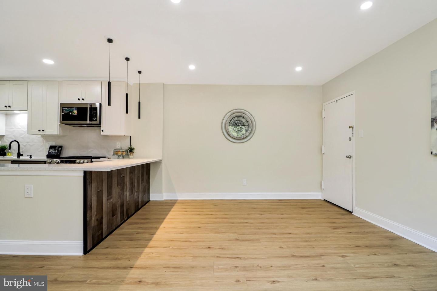 7980 AUDUBON AVE #203, ALEXANDRIA, Virginia 22306, 2 Bedrooms Bedrooms, ,2 BathroomsBathrooms,Residential,For sale,7980 AUDUBON AVE #203,VAFX2264286 MLS # VAFX2264286