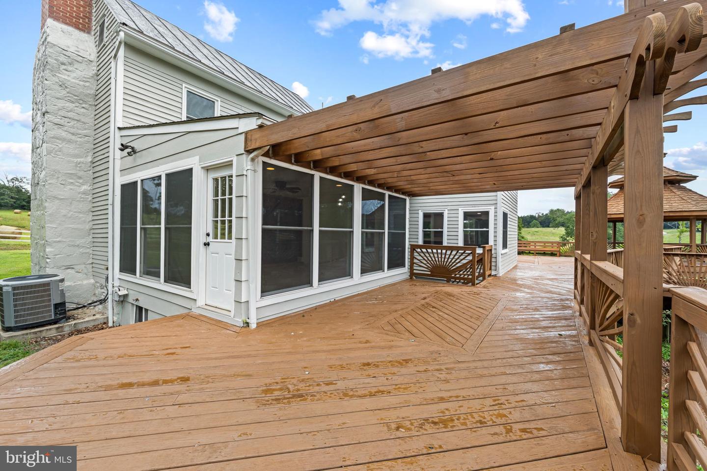 13506 TEAR JAMES TRL, AMISSVILLE, Virginia 20106, 3 Bedrooms Bedrooms, 9 Rooms Rooms,2 BathroomsBathrooms,Residential,For sale,13506 TEAR JAMES TRL,VACU2011460 MLS # VACU2011460
