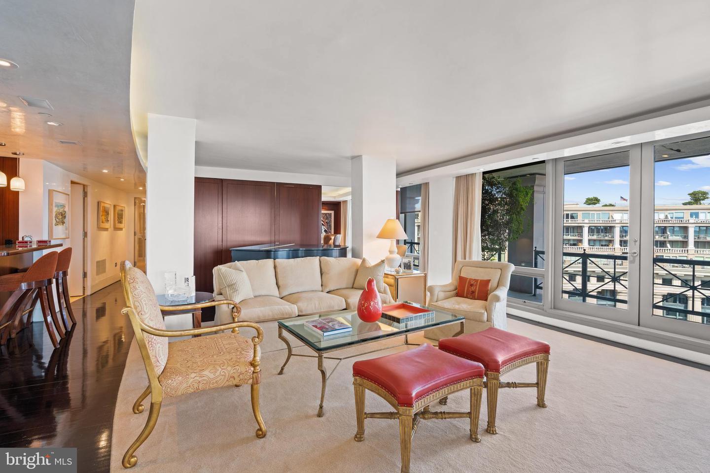 801 PENNSYLVANIA AVE NW #1218, WASHINGTON, District Of Columbia 20003, 2 Bedrooms Bedrooms, ,2 BathroomsBathrooms,Residential,For sale,801 PENNSYLVANIA AVE NW #1218,DCDC2217592 MLS # DCDC2217592