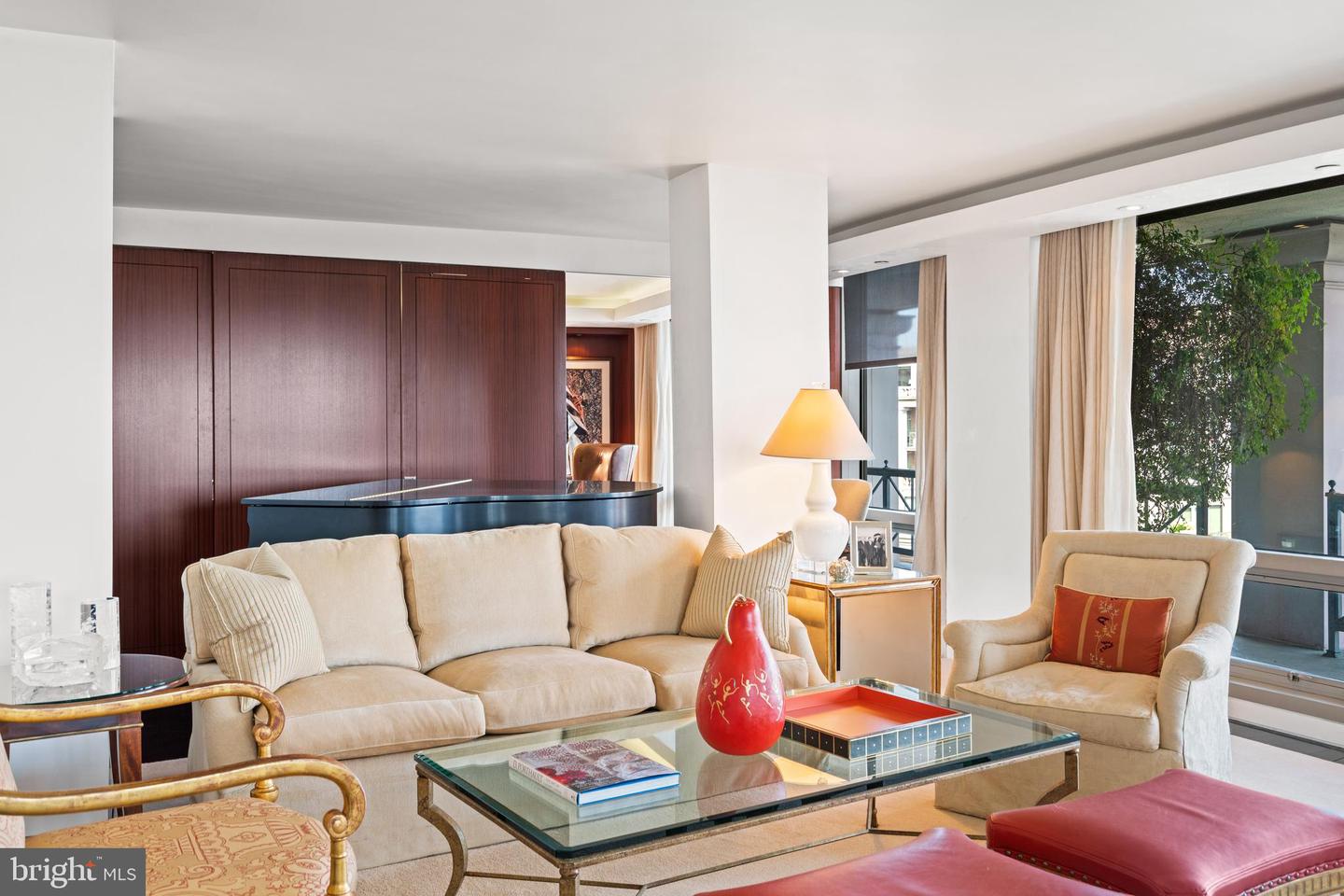 801 PENNSYLVANIA AVE NW #1218, WASHINGTON, District Of Columbia 20003, 2 Bedrooms Bedrooms, ,2 BathroomsBathrooms,Residential,For sale,801 PENNSYLVANIA AVE NW #1218,DCDC2217592 MLS # DCDC2217592