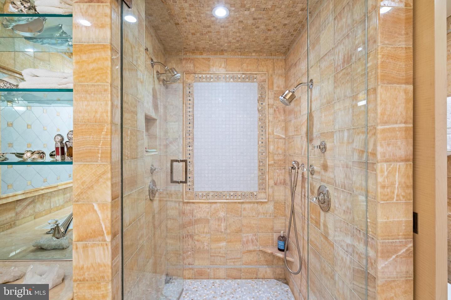 801 PENNSYLVANIA AVE NW #1218, WASHINGTON, District Of Columbia 20003, 2 Bedrooms Bedrooms, ,2 BathroomsBathrooms,Residential,For sale,801 PENNSYLVANIA AVE NW #1218,DCDC2217592 MLS # DCDC2217592