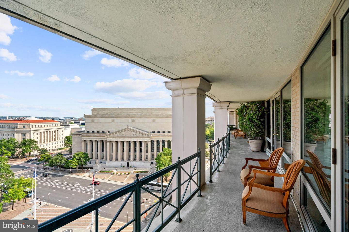 801 PENNSYLVANIA AVE NW #1218, WASHINGTON, District Of Columbia 20003, 2 Bedrooms Bedrooms, ,2 BathroomsBathrooms,Residential,For sale,801 PENNSYLVANIA AVE NW #1218,DCDC2217592 MLS # DCDC2217592