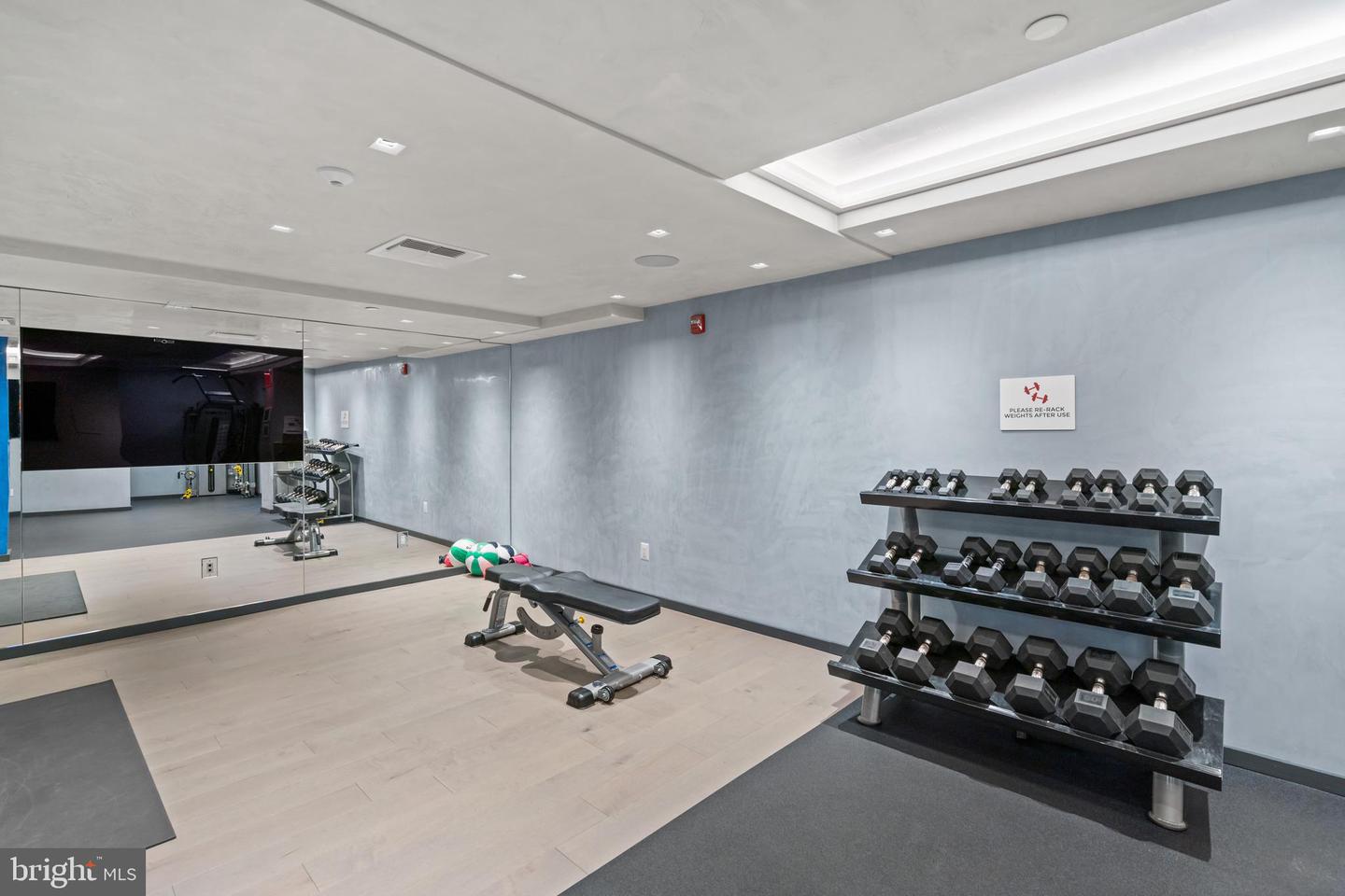 801 PENNSYLVANIA AVE NW #1218, WASHINGTON, District Of Columbia 20003, 2 Bedrooms Bedrooms, ,2 BathroomsBathrooms,Residential,For sale,801 PENNSYLVANIA AVE NW #1218,DCDC2217592 MLS # DCDC2217592