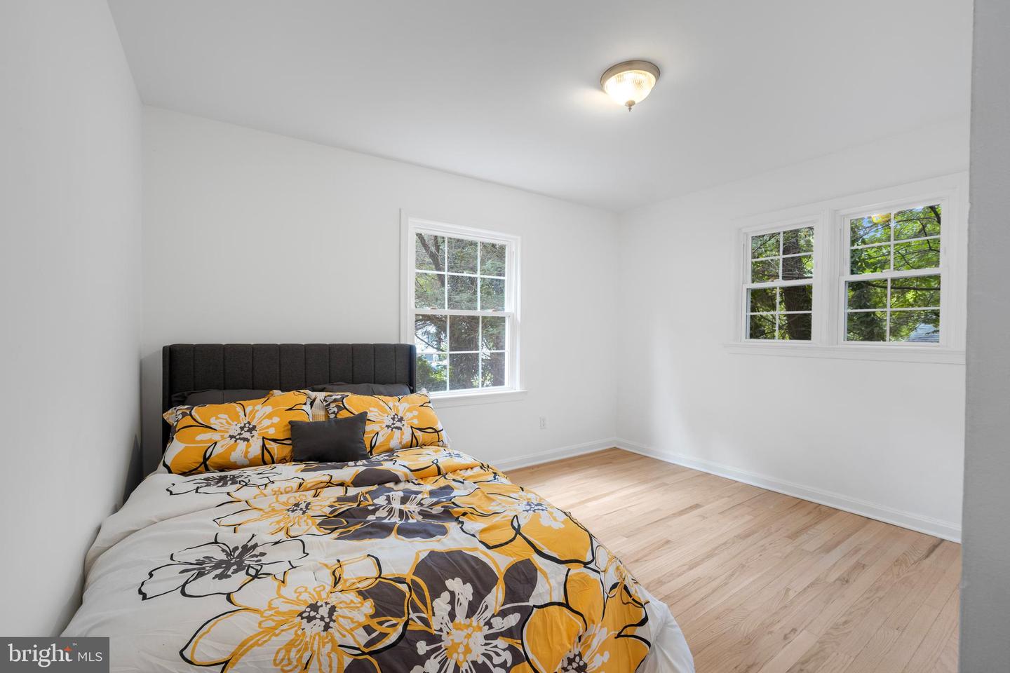 6474 OAKWOOD DR, FALLS CHURCH, Virginia 22041, 5 Bedrooms Bedrooms, ,3 BathroomsBathrooms,Residential,For sale,6474 OAKWOOD DR,VAFX2264362 MLS # VAFX2264362